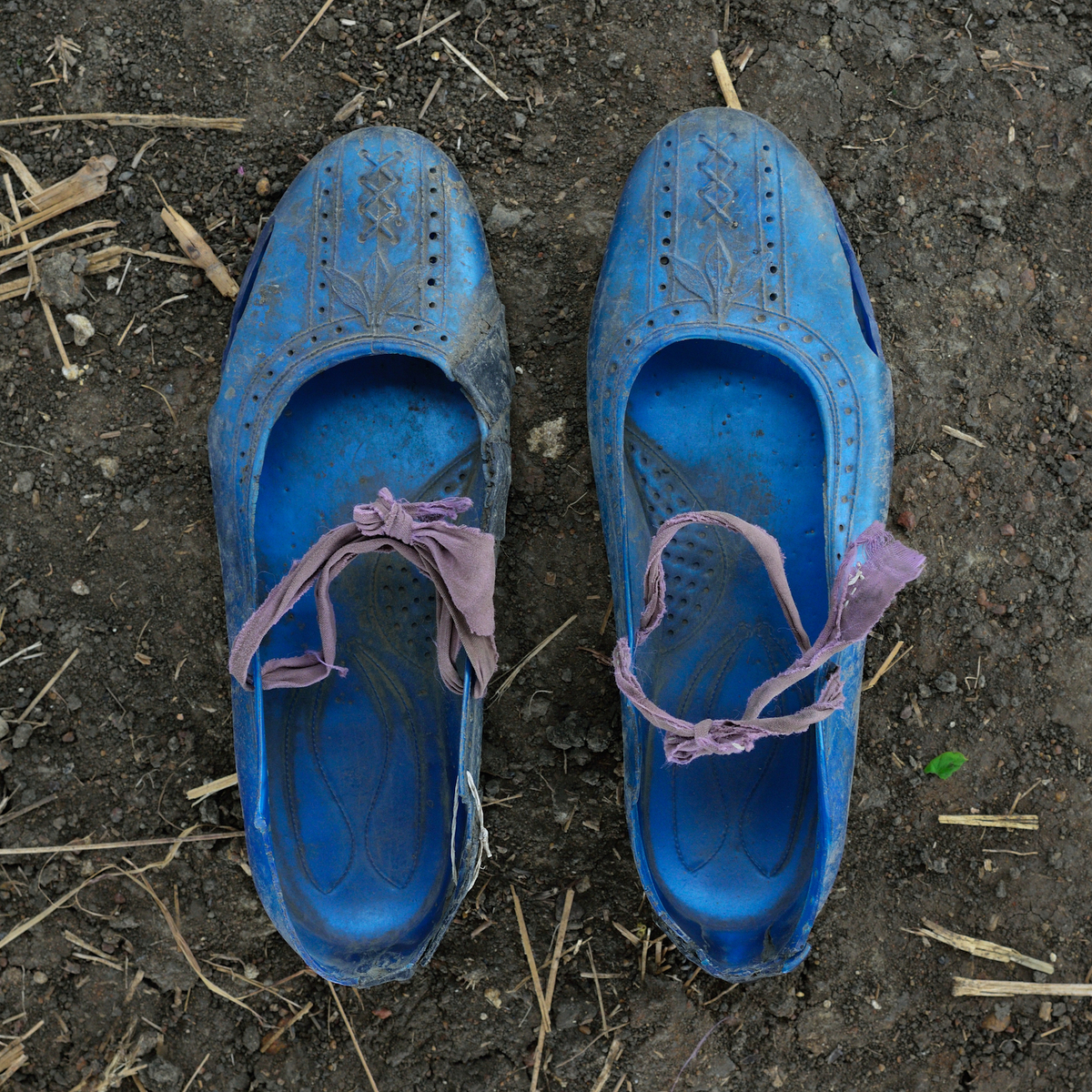 A Long Walk (Refugee Shoe Project) © Shannon Jensen, 2014